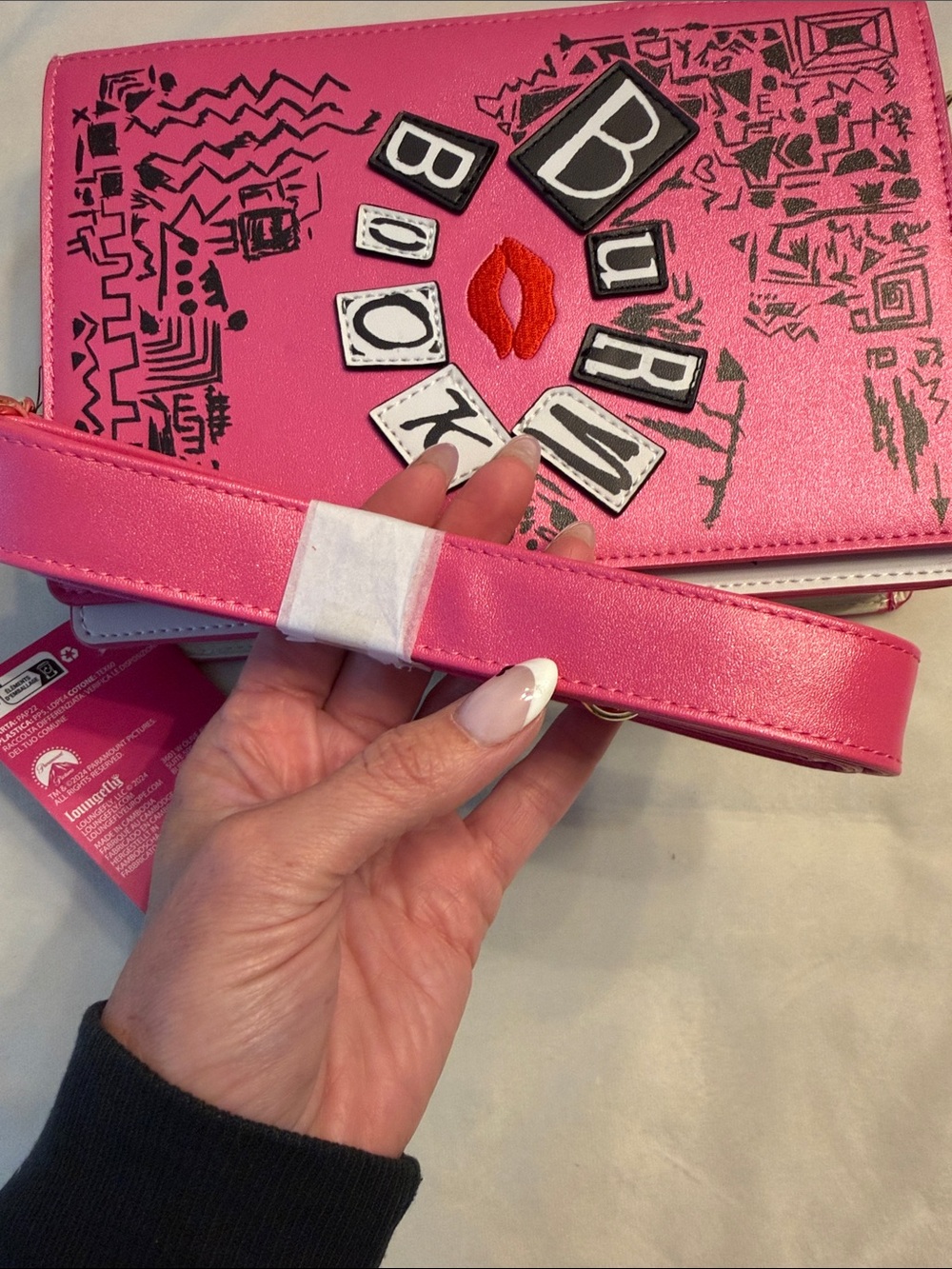 Brand new! Loungefly Pink Mean Girls Book Crossbody/Shoulder Bag - Picture 4 of 13